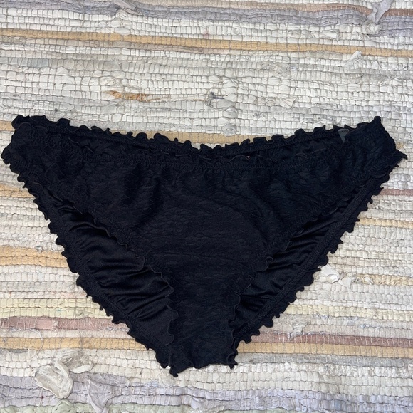 Victoria’s Secret Ruffled Cheeky Textured Bikini / Swim Bottoms Size XL - Picture 1 of 4